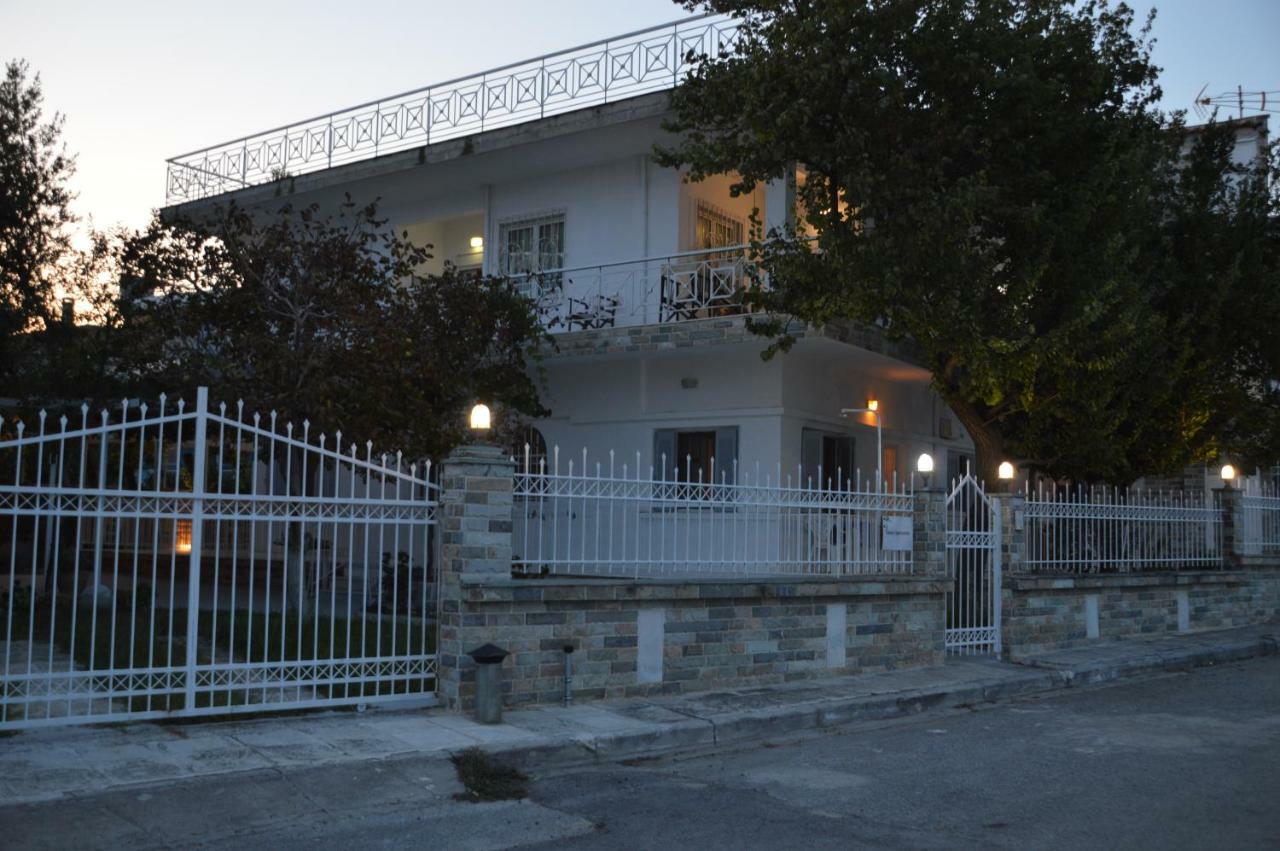 Antony Apartments Nea Plagia Exterior photo