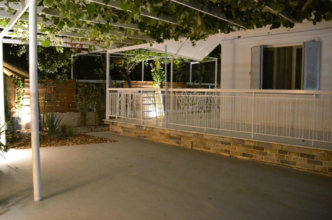 Antony Apartments Nea Plagia Exterior photo