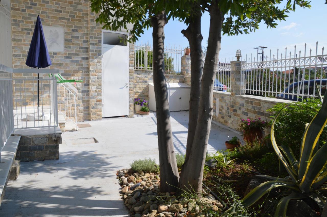 Antony Apartments Nea Plagia Exterior photo